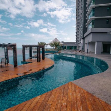 Cozy Seaview Studio At Imperium Residence Tanjung Lumpur クアンタン エクステリア 写真